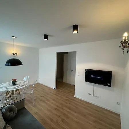 Glamour Apartment In Ochota Warsaw Exterior photo