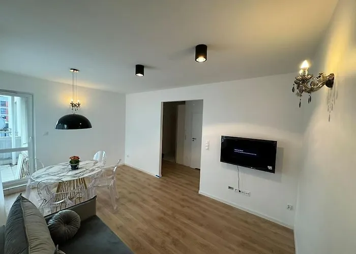 Glamour Apartment In Ochota
